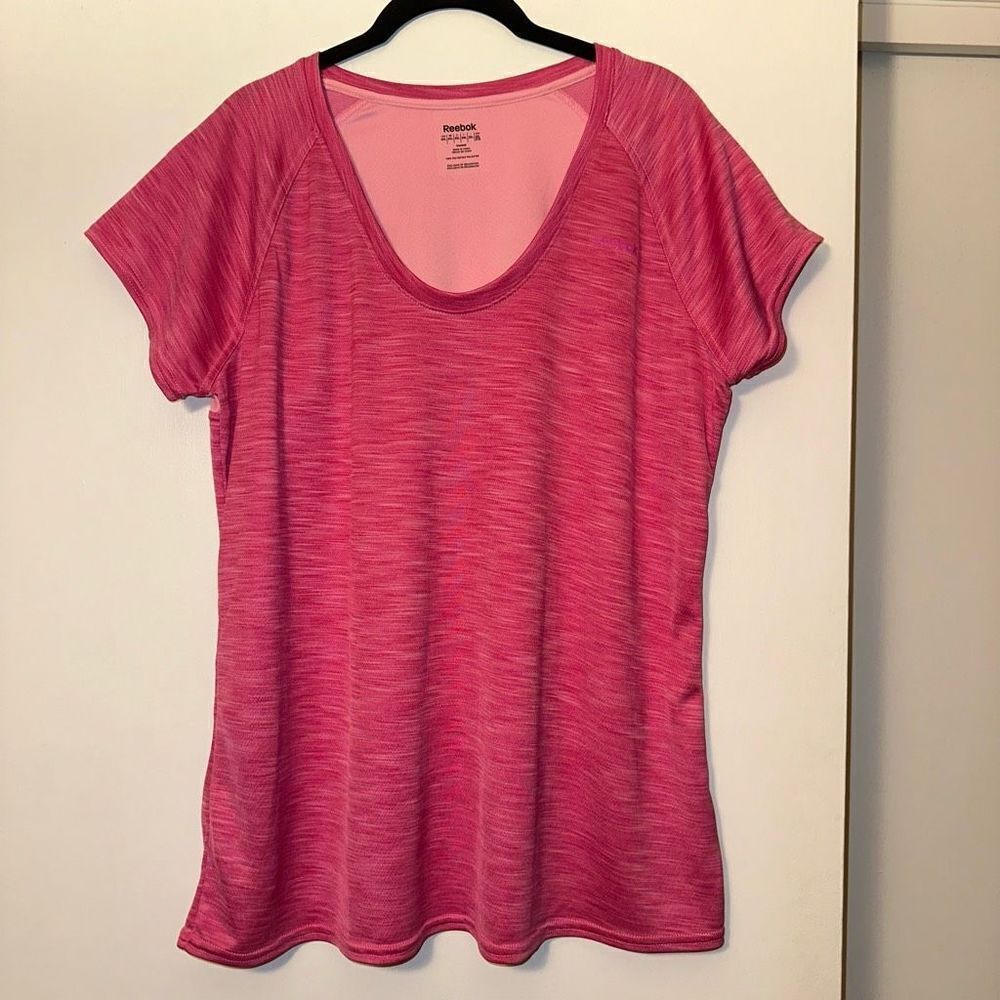 Reebok Women’s Heathered Pink Mesh Back Panel Athletic Short Sleeve Size 2XL